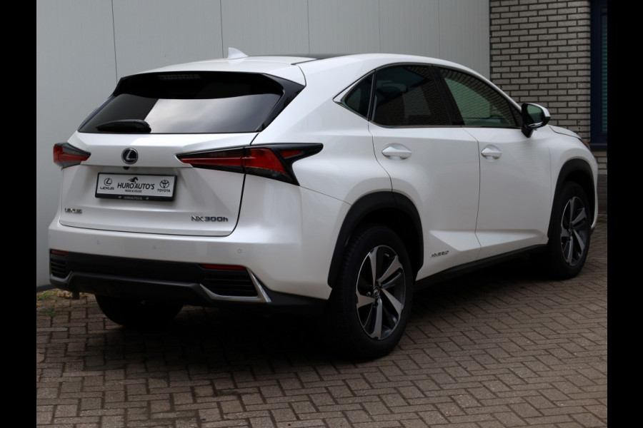 Lexus NX 300h AWD President Line | Mark Levinson | Panoramadak | Head-up