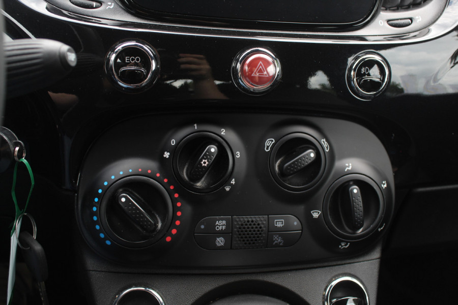 Fiat 500C 0.9 TwinAir Turbo 120TH Edition / Apple CarPlay / Parkeerhulp achter / 16'' / DAB / Cruise Control / Xenon