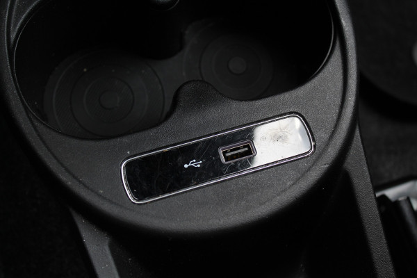 Fiat 500C 0.9 TwinAir Turbo 120TH Edition / Apple CarPlay / Parkeerhulp achter / 16'' / DAB / Cruise Control / Xenon