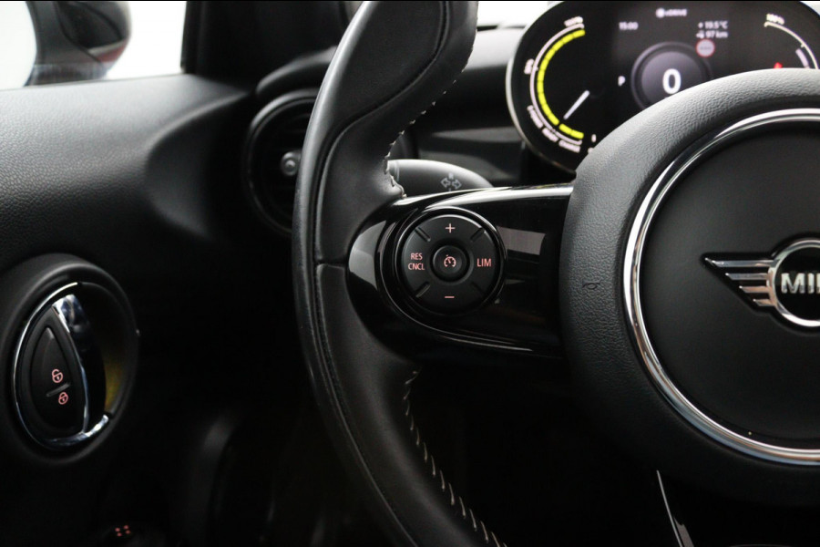MINI Mini Electric Yours 33 kWh*AUTOM.*ECC*CRUISE*PANO*H&K*