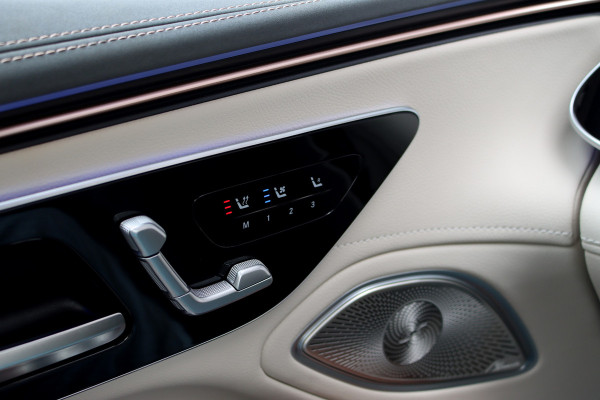 Mercedes-Benz EQS 450+ AMG Exclusive Line 118 kWh | Facelift | ex btw €78.500,- | Hyperscreen | Achterasbesturing | Airmatic | Distronic+ | Chauffeurspakket | MBUX Tablet | Massage | Burmester | Nappa Leder | HUD |
