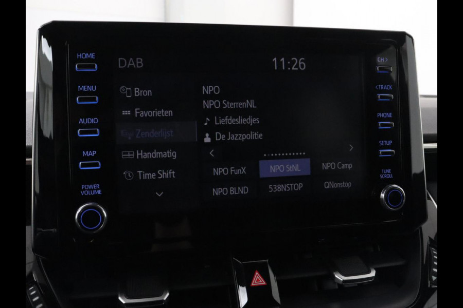 Toyota Corolla 1.8 Hybrid Dynamic | Stoelverwarming | Trekhaak | Camera | Adaptive cruise | Carplay | Navigatie | Parkeerhulp | Climate control