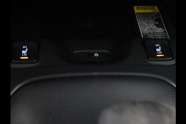 Toyota Corolla 1.8 Hybrid Dynamic | Stoelverwarming | Trekhaak | Camera | Adaptive cruise | Carplay | Navigatie | Parkeerhulp | Climate control