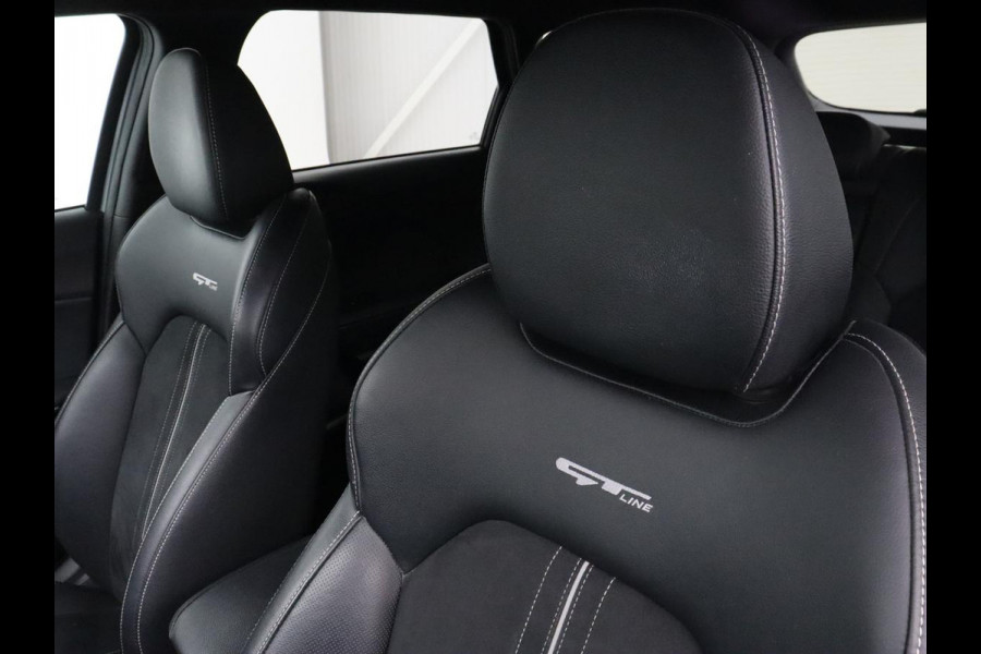 Kia Ceed 1.5 T-GDi GT-Line | Leder/Alcantara | Stoel & stuurverwarming | JBL Sound | Adaptive cruise | Camera | Carplay | Keyless | Navigatie | Full LED