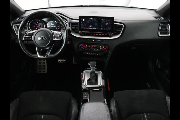 Kia Ceed 1.5 T-GDi GT-Line | Leder/Alcantara | Stoel & stuurverwarming | JBL Sound | Adaptive cruise | Camera | Carplay | Keyless | Navigatie | Full LED