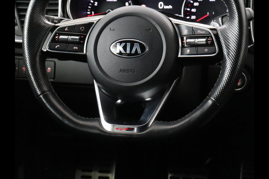 Kia Ceed 1.5 T-GDi GT-Line | Leder/Alcantara | Stoel & stuurverwarming | JBL Sound | Adaptive cruise | Camera | Carplay | Keyless | Navigatie | Full LED