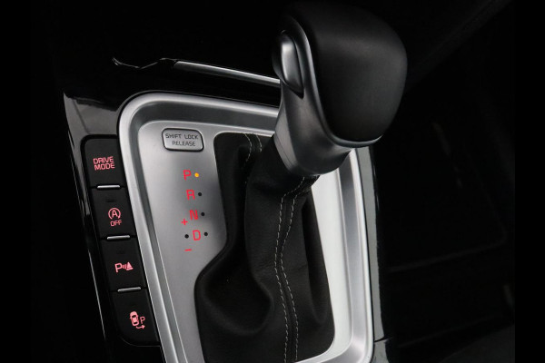 Kia Ceed 1.5 T-GDi GT-Line | Leder/Alcantara | Stoel & stuurverwarming | JBL Sound | Adaptive cruise | Camera | Carplay | Keyless | Navigatie | Full LED