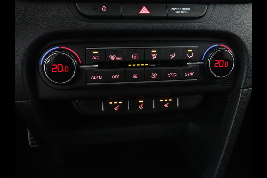 Kia Ceed 1.5 T-GDi GT-Line | Leder/Alcantara | Stoel & stuurverwarming | JBL Sound | Adaptive cruise | Camera | Carplay | Keyless | Navigatie | Full LED