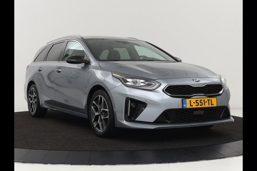 Kia Ceed 1.5 T-GDi GT-Line | Leder/Alcantara | Stoel & stuurverwarming | JBL Sound | Adaptive cruise | Camera | Carplay | Keyless | Navigatie | Full LED