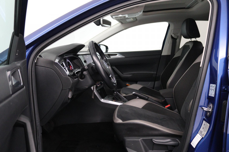 Volkswagen Polo 1.0 TSI Highline (PANORAMADAK, PARKEERSENSOREN, LED, ADAPTIVE CRUISE, NAVIGATIE, CARPLAY, GOED ONDERHOUDEN)