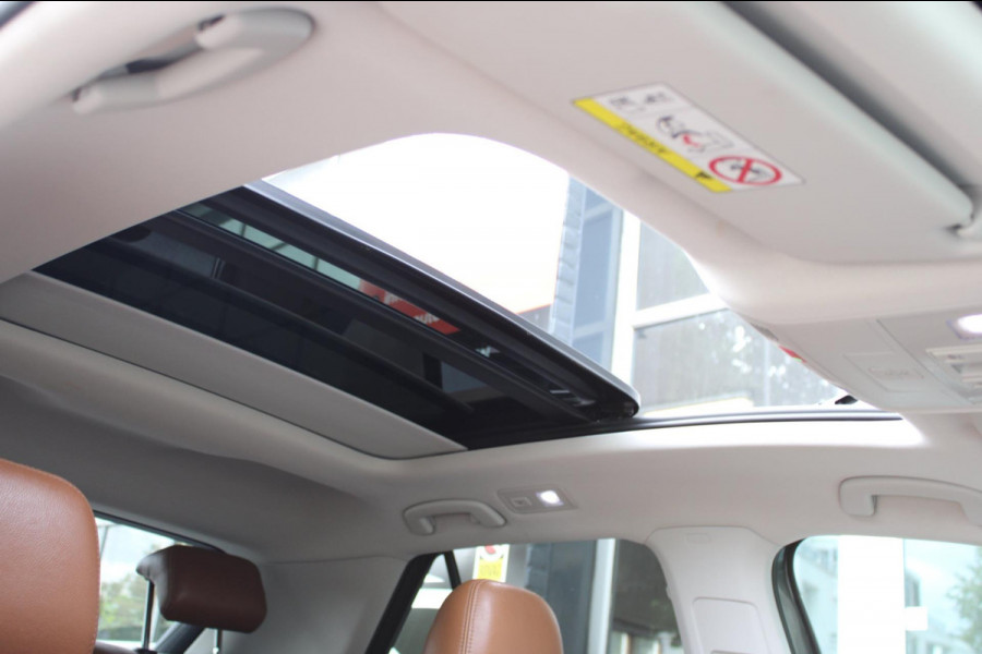 Volkswagen T-Roc 1.0 TSI Style Business Pano Virtual Carplay