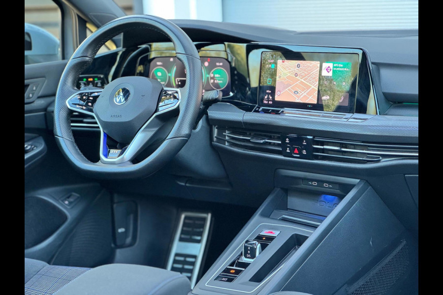 Volkswagen Golf 1.4 eHybrid GTE Pano/Matrix/Blindspot