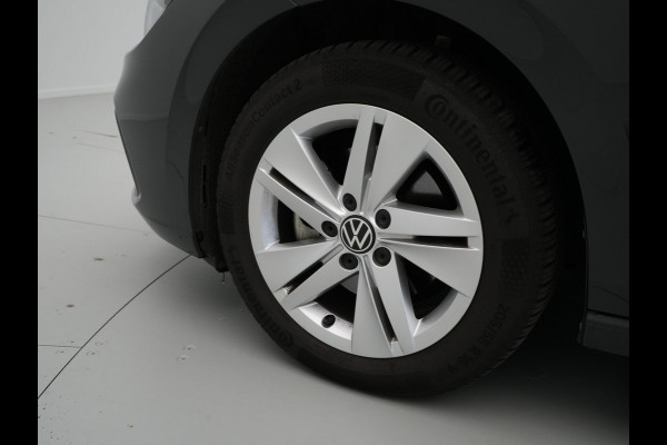 Volkswagen Golf 1.0 eTSI 110pk DSG Life Business Navigatie Stoelverwarming Acc Pdc 292