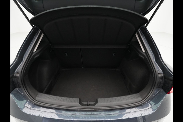 Seat Leon 1.0 TSI 110pk Style Business Intense Navi via app Camera Pdc Acc 158
