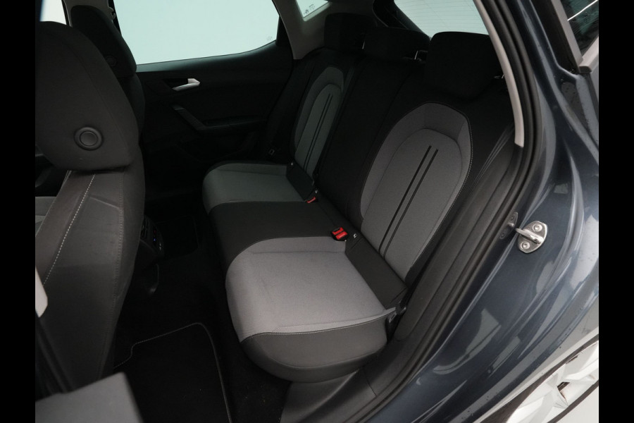 Seat Leon 1.0 TSI 110pk Style Business Intense Navi via app Camera Pdc Acc 158