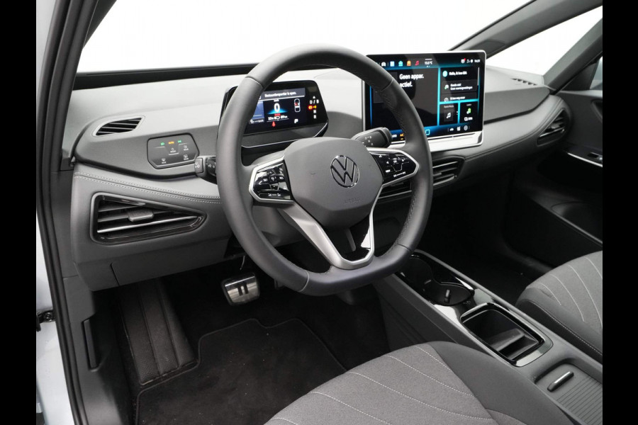 Volkswagen ID.3 Pure Oranje Edition 52 kWh 170pk Navi via app Acc Pdc Clima 245