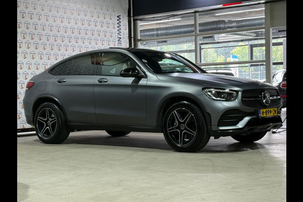 Mercedes-Benz GLC Coupé Business Solution AMG 200 | Matt grijs | Pano | Trekhaak | Navi