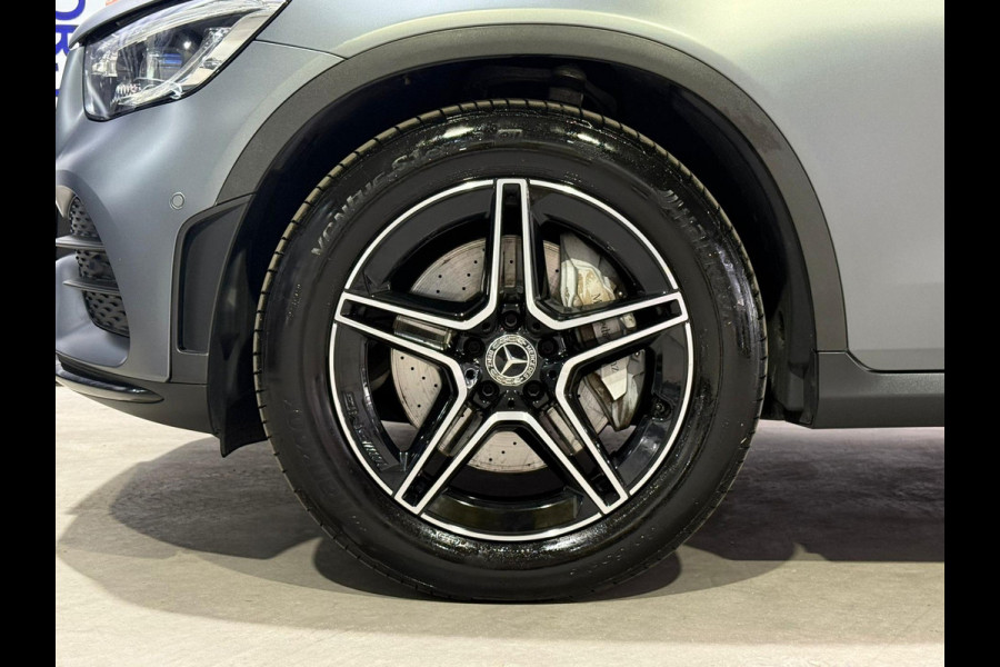 Mercedes-Benz GLC Coupé Business Solution AMG 200 | Matt grijs | Pano | Trekhaak | Navi