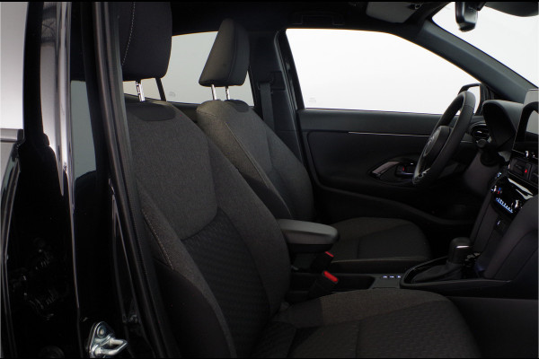 Toyota Yaris Cross 1.5 Hybrid 130 pk Teamplayer > 2025/130pk/camera/stoelverwarming... | 3810 | Lease ook mogelijk!