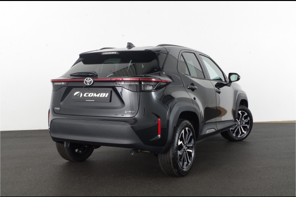Toyota Yaris Cross 1.5 Hybrid 130 pk Teamplayer > 2025/130pk/camera/stoelverwarming... | 3810 | Lease ook mogelijk!
