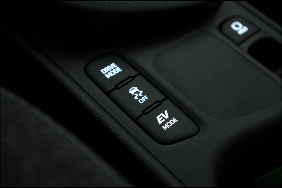 Toyota Yaris Cross 1.5 Hybrid 130 pk Teamplayer > 2025/130pk/camera/stoelverwarming... | 3810 | Lease ook mogelijk!
