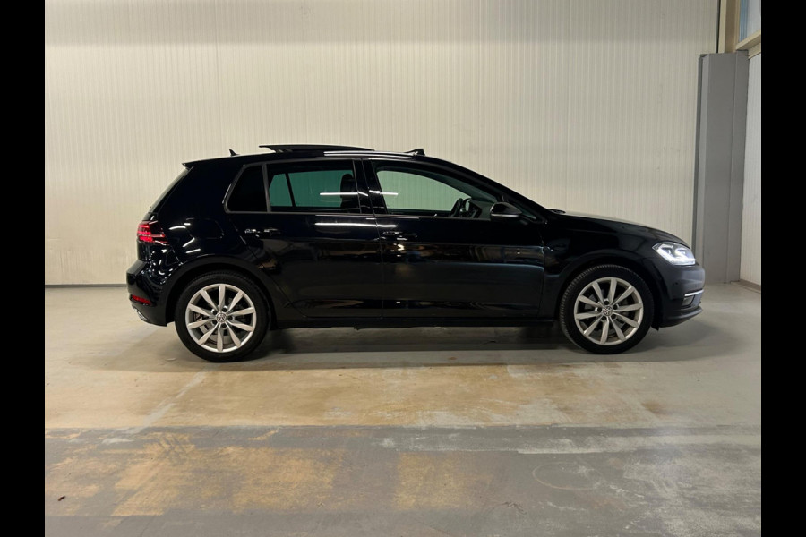 Volkswagen Golf 1.4 TSI Highline | NAP | PANO | VIRTUAL DASH | DYNAUDIO