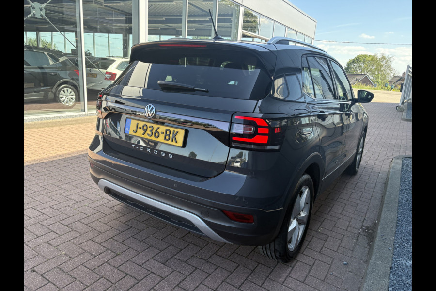 Volkswagen T-Cross 1.0 TSi 115pk DSG Style Advance CAMERA/KEYLESS/NAVI/CARPLAY/PDC/STOELVERWARMING