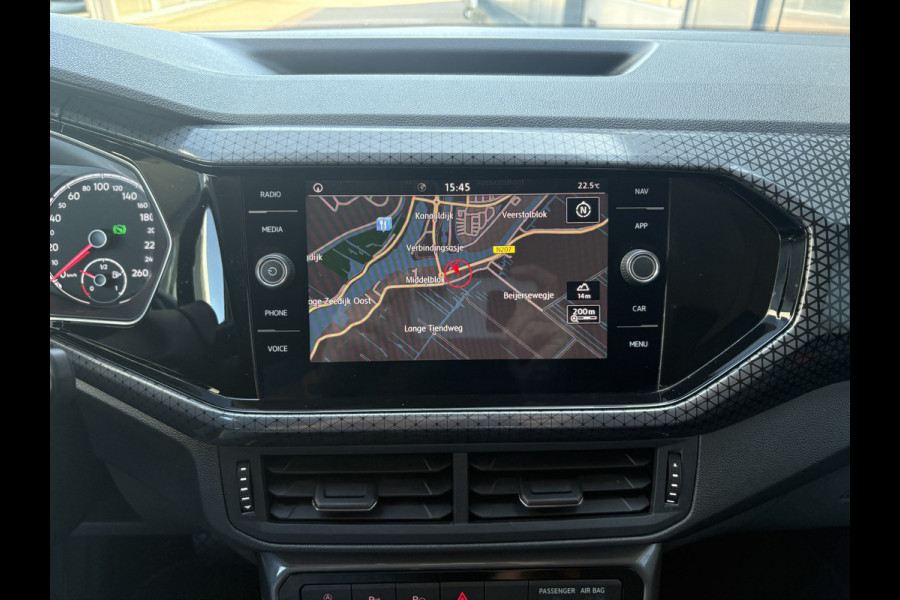 Volkswagen T-Cross 1.0 TSi 115pk DSG Style Advance CAMERA/KEYLESS/NAVI/CARPLAY/PDC/STOELVERWARMING