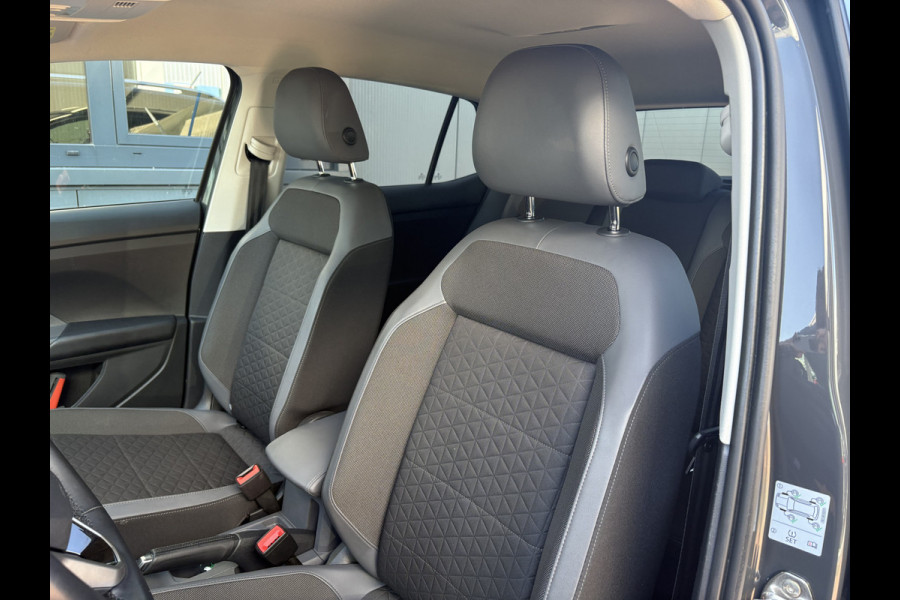 Volkswagen T-Cross 1.0 TSi 115pk DSG Style Advance CAMERA/KEYLESS/NAVI/CARPLAY/PDC/STOELVERWARMING