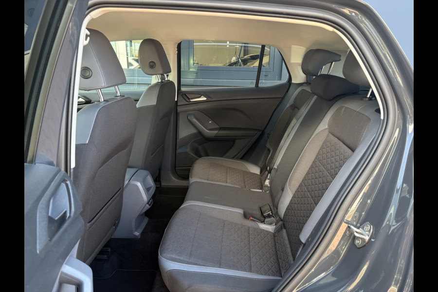 Volkswagen T-Cross 1.0 TSi 115pk DSG Style Advance CAMERA/KEYLESS/NAVI/CARPLAY/PDC/STOELVERWARMING