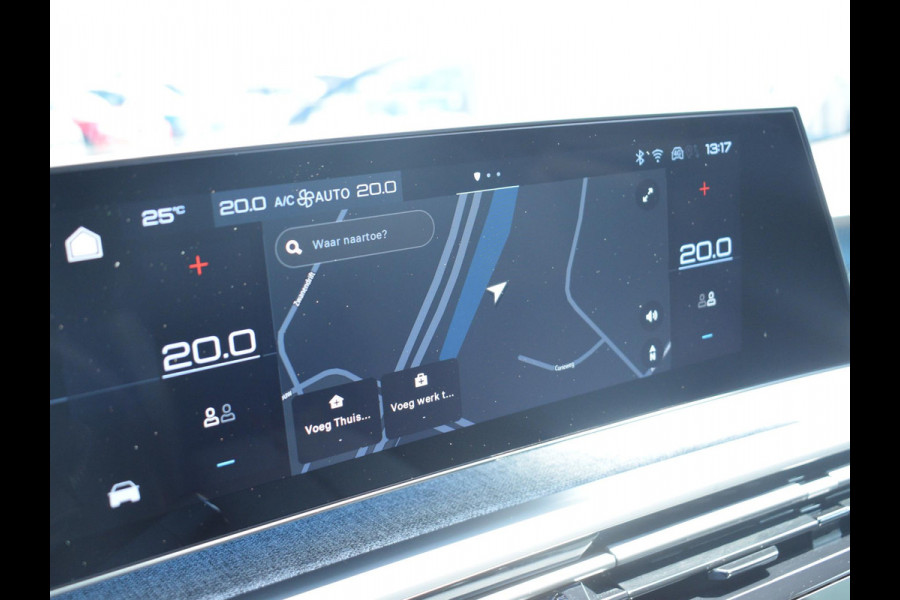 Peugeot E-3008 GT 73 kWh SCHUIF- KANTELDAK | 360 CAMERA MET SENSOREN | NAVI & CARPLAY | ALCANTARA