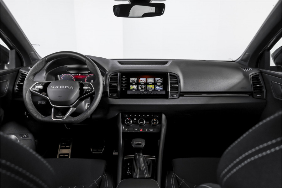 Škoda Karoq 1.5 TSI 150 PK ACT Sportline Business - Automaat | S/K-Panodak | Columbus pakket | Dig. Cockpit | Adapt. Cruise | Elek. Klep | Stuur-+Stoelverw. | Camera | NAV+App. Connect | ECC | LED | LM 19" | 3968