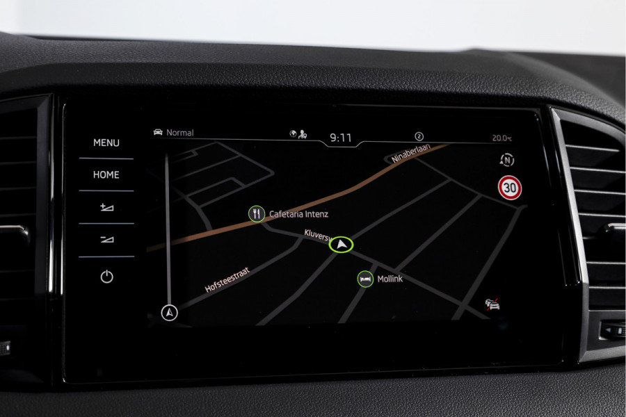 Škoda Karoq 1.5 TSI 150 PK ACT Sportline Business - Automaat | S/K-Panodak | Columbus pakket | Dig. Cockpit | Adapt. Cruise | Elek. Klep | Stuur-+Stoelverw. | Camera | NAV+App. Connect | ECC | LED | LM 19" | 3968