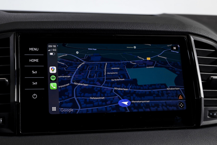 Škoda Karoq 1.5 TSI 150 PK ACT Sportline Business - Automaat | S/K-Panodak | Columbus pakket | Dig. Cockpit | Adapt. Cruise | Elek. Klep | Stuur-+Stoelverw. | Camera | NAV+App. Connect | ECC | LED | LM 19" | 3968