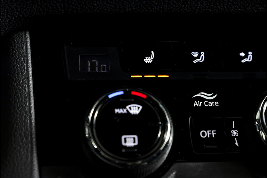 Škoda Karoq 1.5 TSI 150 PK ACT Sportline Business - Automaat | S/K-Panodak | Columbus pakket | Dig. Cockpit | Adapt. Cruise | Elek. Klep | Stuur-+Stoelverw. | Camera | NAV+App. Connect | ECC | LED | LM 19" | 3968