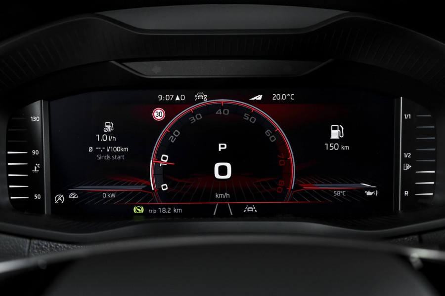Škoda Karoq 1.5 TSI 150 PK ACT Sportline Business - Automaat | S/K-Panodak | Columbus pakket | Dig. Cockpit | Adapt. Cruise | Elek. Klep | Stuur-+Stoelverw. | Camera | NAV+App. Connect | ECC | LED | LM 19" | 3968