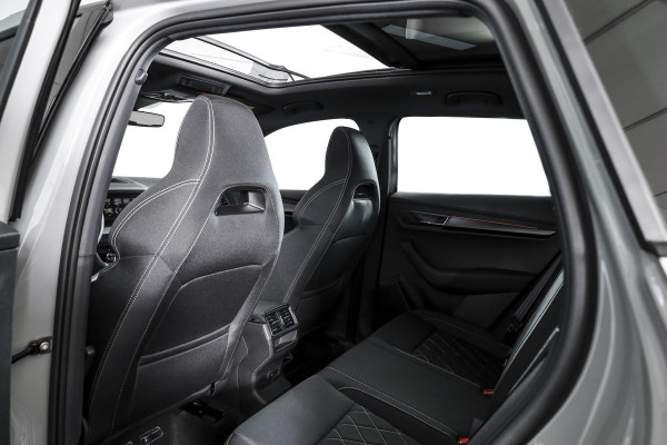 Škoda Karoq 1.5 TSI 150 PK ACT Sportline Business - Automaat | S/K-Panodak | Columbus pakket | Dig. Cockpit | Adapt. Cruise | Elek. Klep | Stuur-+Stoelverw. | Camera | NAV+App. Connect | ECC | LED | LM 19" | 3968