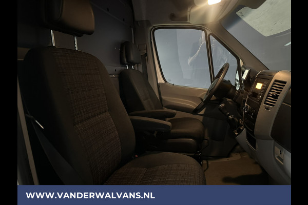 Mercedes-Benz Sprinter 316 CDI 164pk L2H2 Euro6 Airco | 2800kg trekhaak | Cruiscontrol parkeersensoren