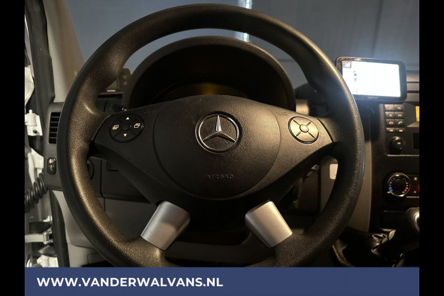 Mercedes-Benz Sprinter 316 CDI 164pk L2H2 Euro6 Airco | 2800kg trekhaak | Cruiscontrol parkeersensoren