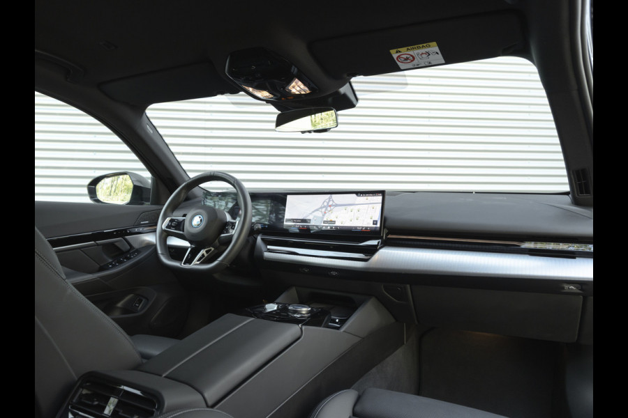 BMW 5 Serie Touring 530e M-Sport Pro - Stoelventilatie - Trekhaak - Driving Ass Prof - Harman Kardon