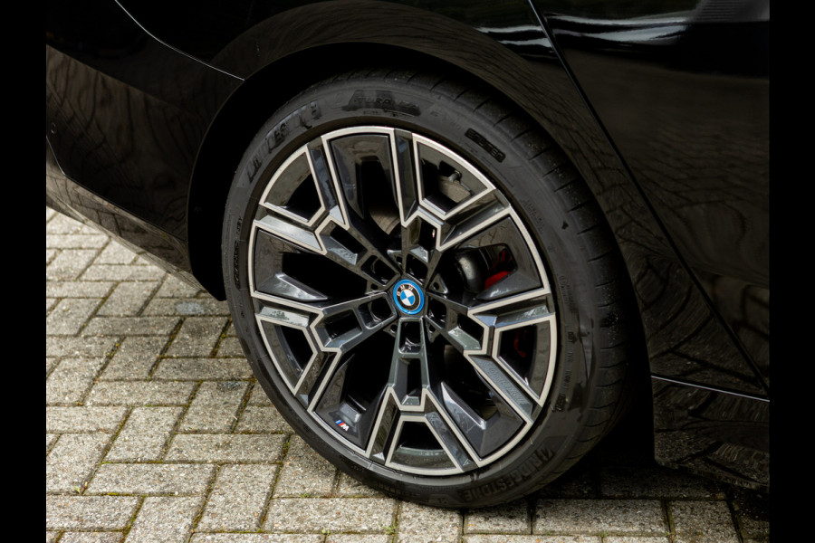 BMW 5 Serie Touring 530e M-Sport Pro - Stoelventilatie - Trekhaak - Driving Ass Prof - Harman Kardon