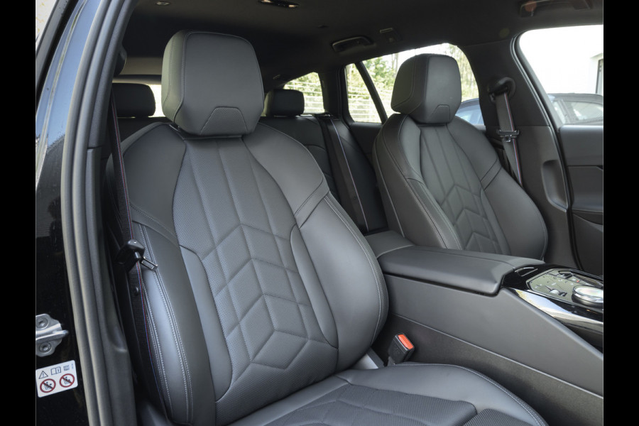 BMW 5 Serie Touring 530e M-Sport Pro - Stoelventilatie - Trekhaak - Driving Ass Prof - Harman Kardon