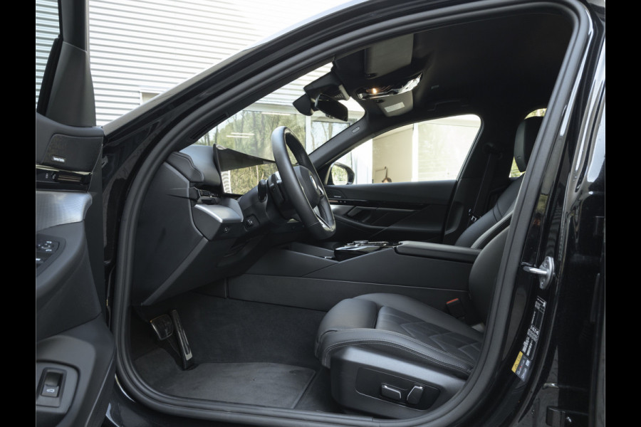 BMW 5 Serie Touring 530e M-Sport Pro - Stoelventilatie - Trekhaak - Driving Ass Prof - Harman Kardon