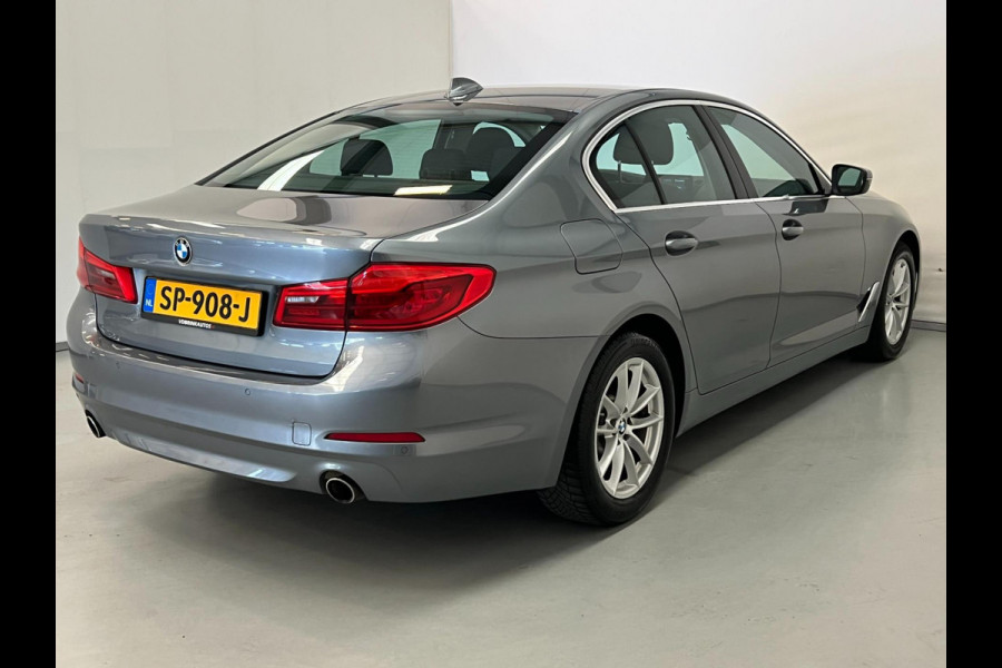 BMW 5 Serie 520i / NL-auto / Trekhaak / Stoelverwarming
