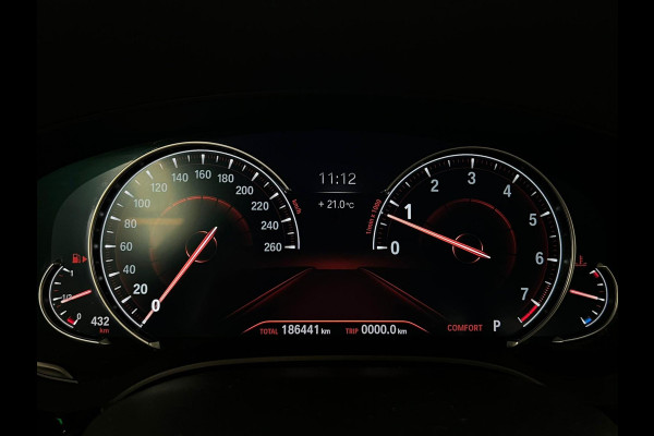 BMW 5 Serie 520i / NL-auto / Trekhaak / Stoelverwarming