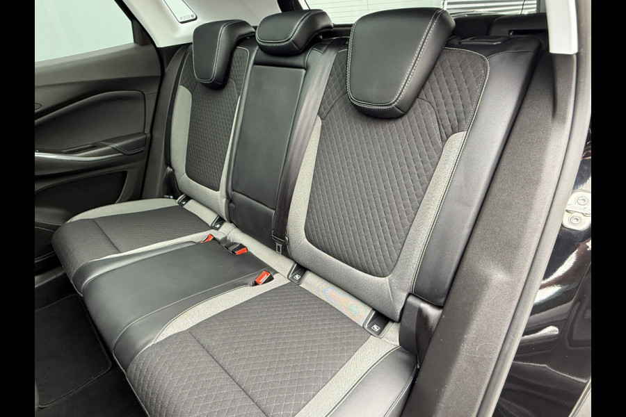 Opel Grandland X BWJ 2019 | 1.2 Turbo 131PK 120 Jaar Edition | CLIMA | NAVI | TREKHAAK | CRUISE | PDC | LICHTMETAAL | PRIVACY GLASS |