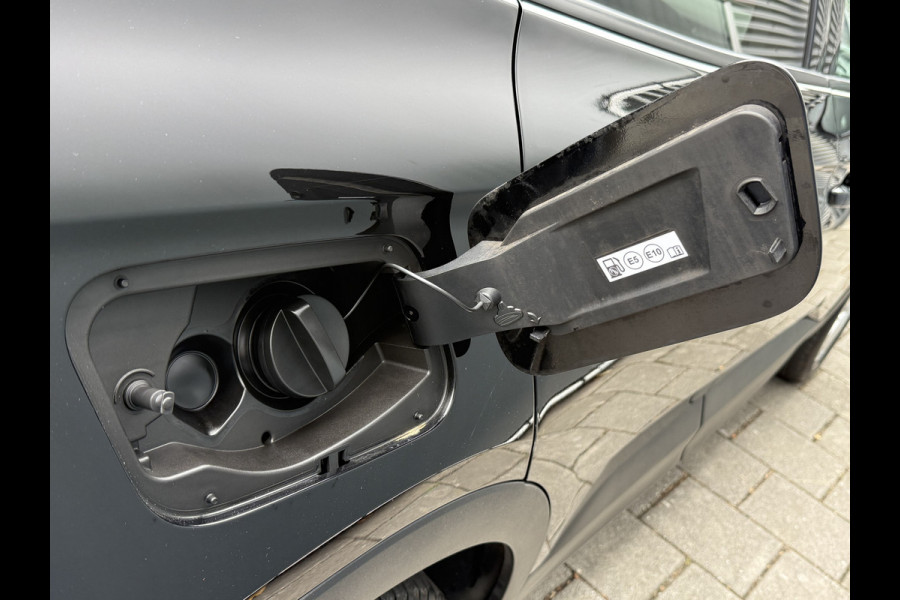 Opel Grandland X BWJ 2019 | 1.2 Turbo 131PK 120 Jaar Edition | CLIMA | NAVI | TREKHAAK | CRUISE | PDC | LICHTMETAAL | PRIVACY GLASS |