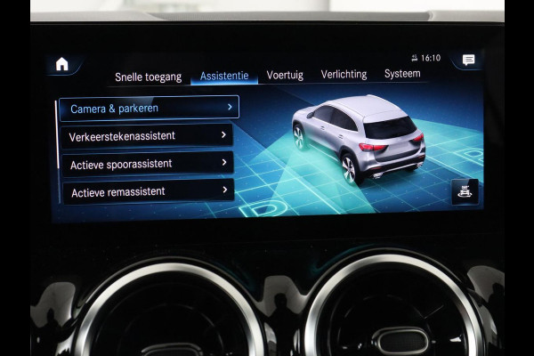 Mercedes-Benz GLA 250e Urban | Panoramadak | Stoelverwarming | Trekhaak | Carplay | Half leder | Camera | Navigatie | Widescreen | Park Assist | Climate control | Full LED