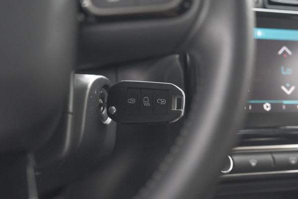 Citroën C3 PureTech 110 EAT6 Shine | Apple Carplay | Parkeersensoren | Climate Control | 16 Inch Lichtmetalen Velgen