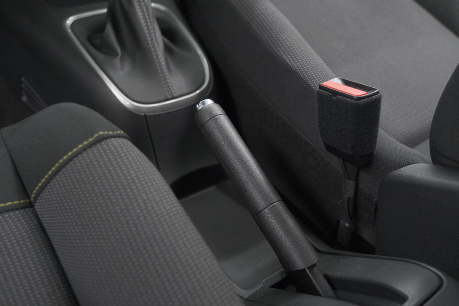 Citroën C3 PureTech 110 EAT6 Shine | Apple Carplay | Parkeersensoren | Climate Control | 16 Inch Lichtmetalen Velgen